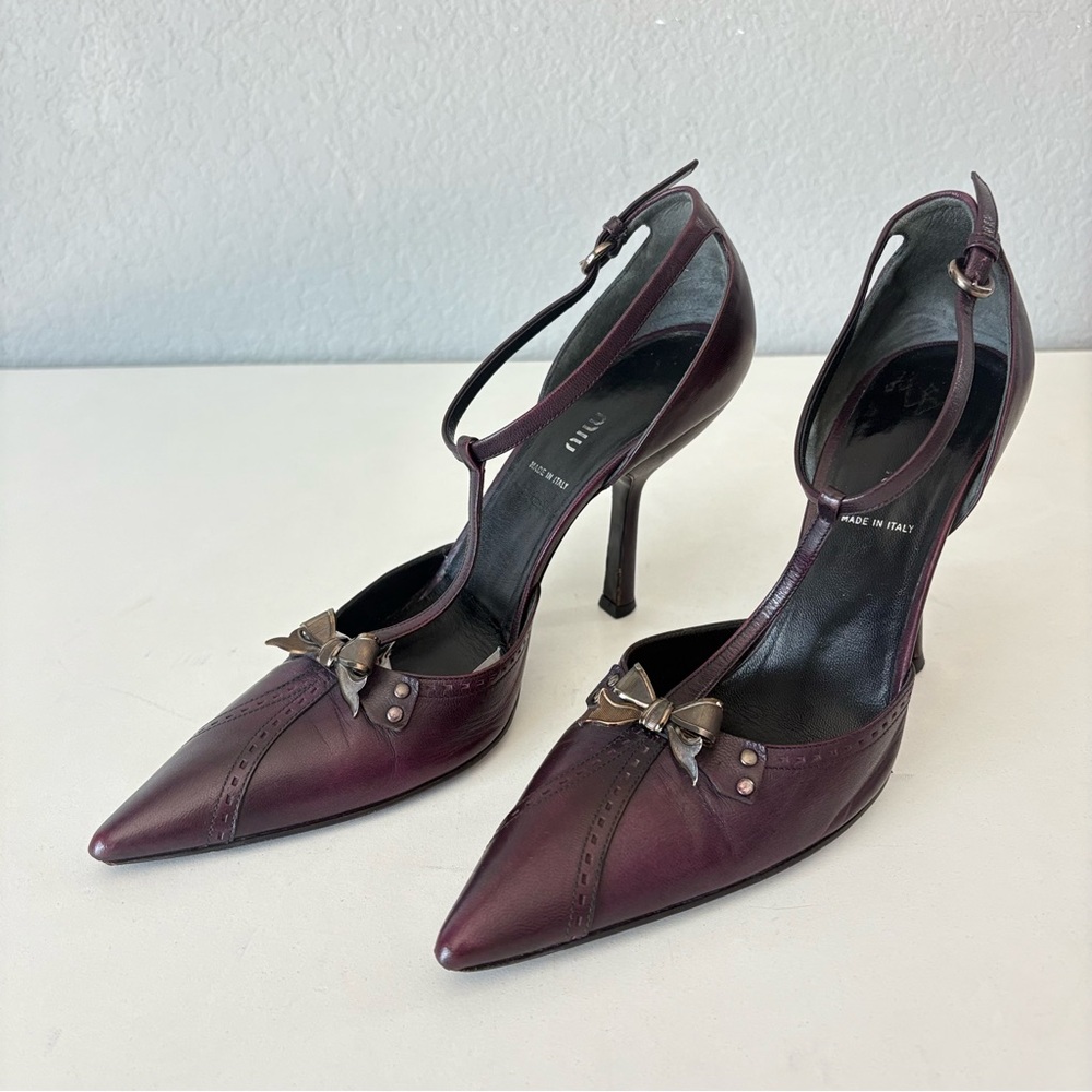 Miu Miu Dark Burgundy Leather Ankle Strap Pointed Toe Women’s Pump Heels US Sz 7 - Picture 1 of 13